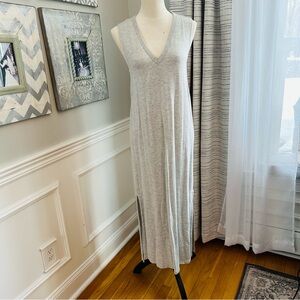rag & bone Light Gray Sleeveless V-Neck Midi Dress